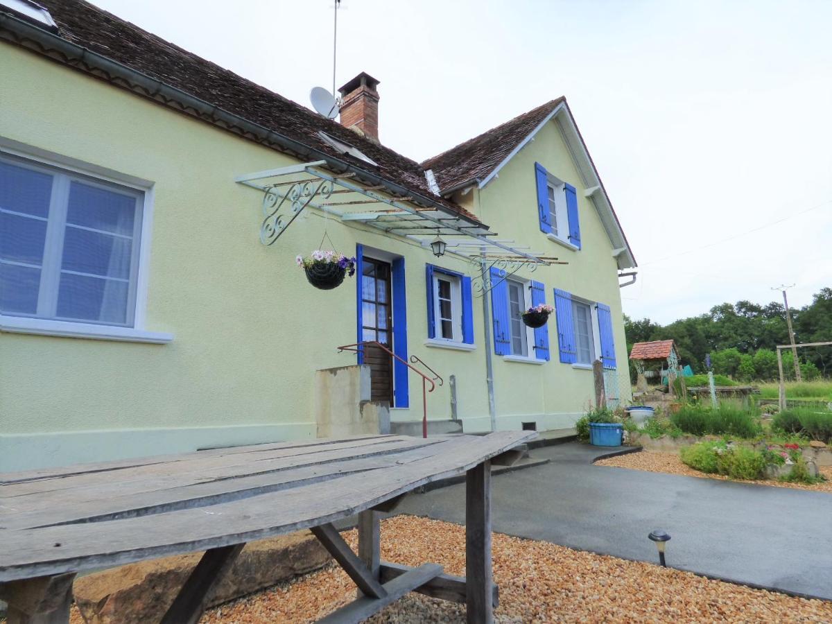 Bed and Breakfast Les Tibles Nanthiat Экстерьер фото