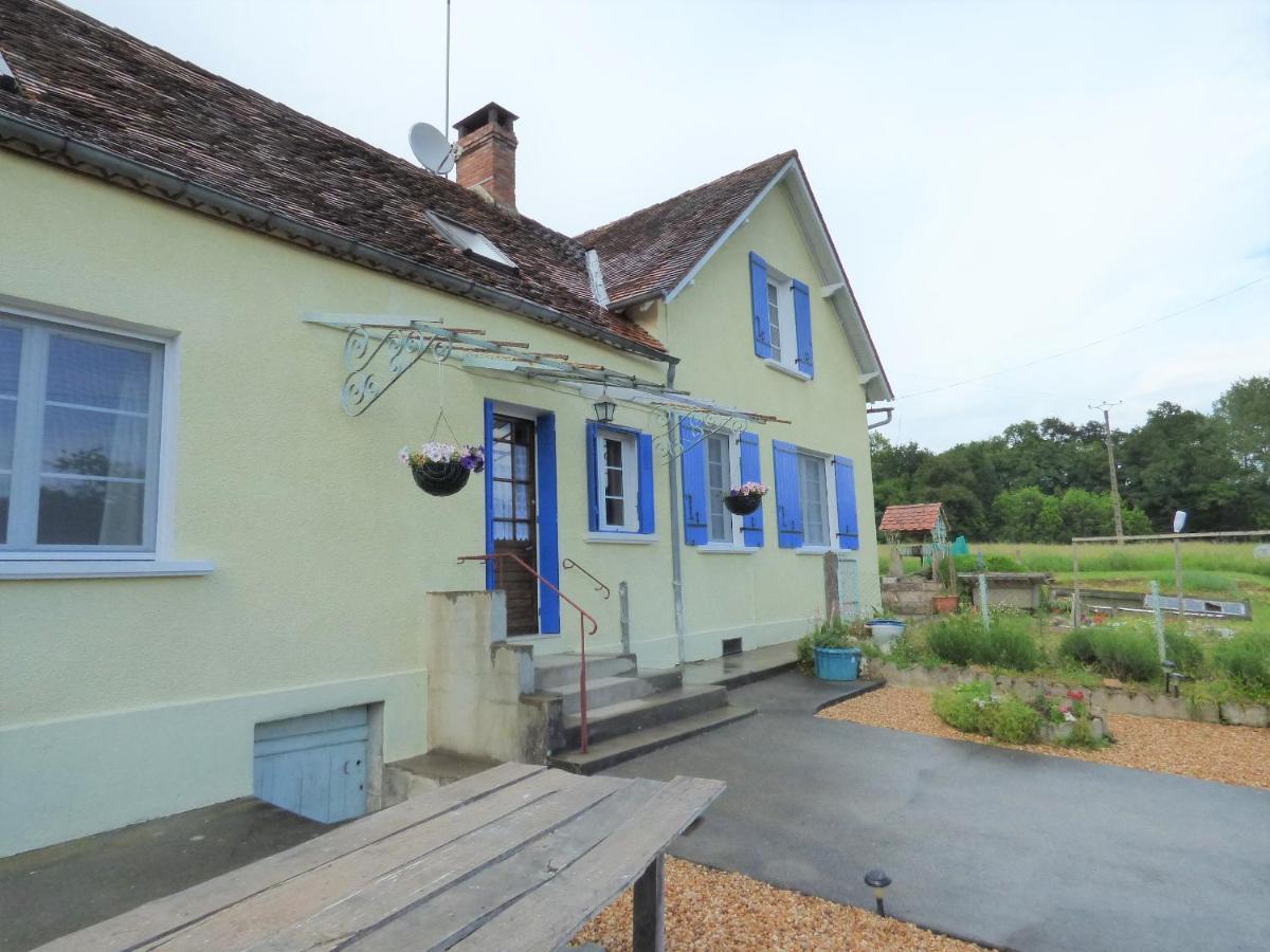 Bed and Breakfast Les Tibles Nanthiat Экстерьер фото