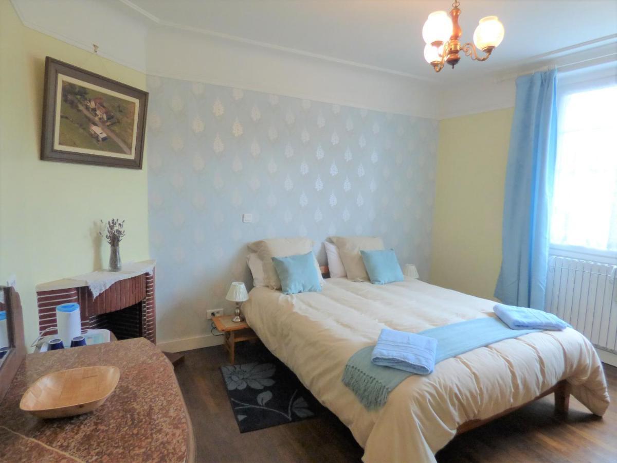 Bed and Breakfast Les Tibles Nanthiat Экстерьер фото
