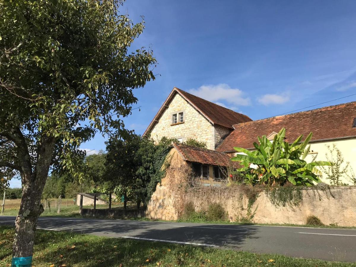 Bed and Breakfast Les Tibles Nanthiat Экстерьер фото