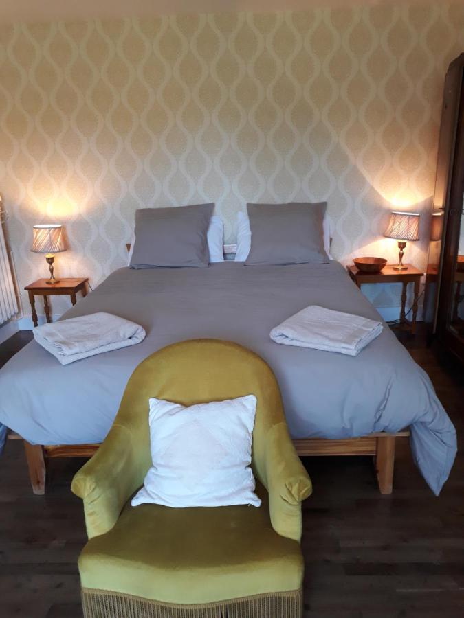 Bed and Breakfast Les Tibles Nanthiat Экстерьер фото